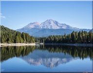 Mount Shasta and Lake Siskiyou in Summer